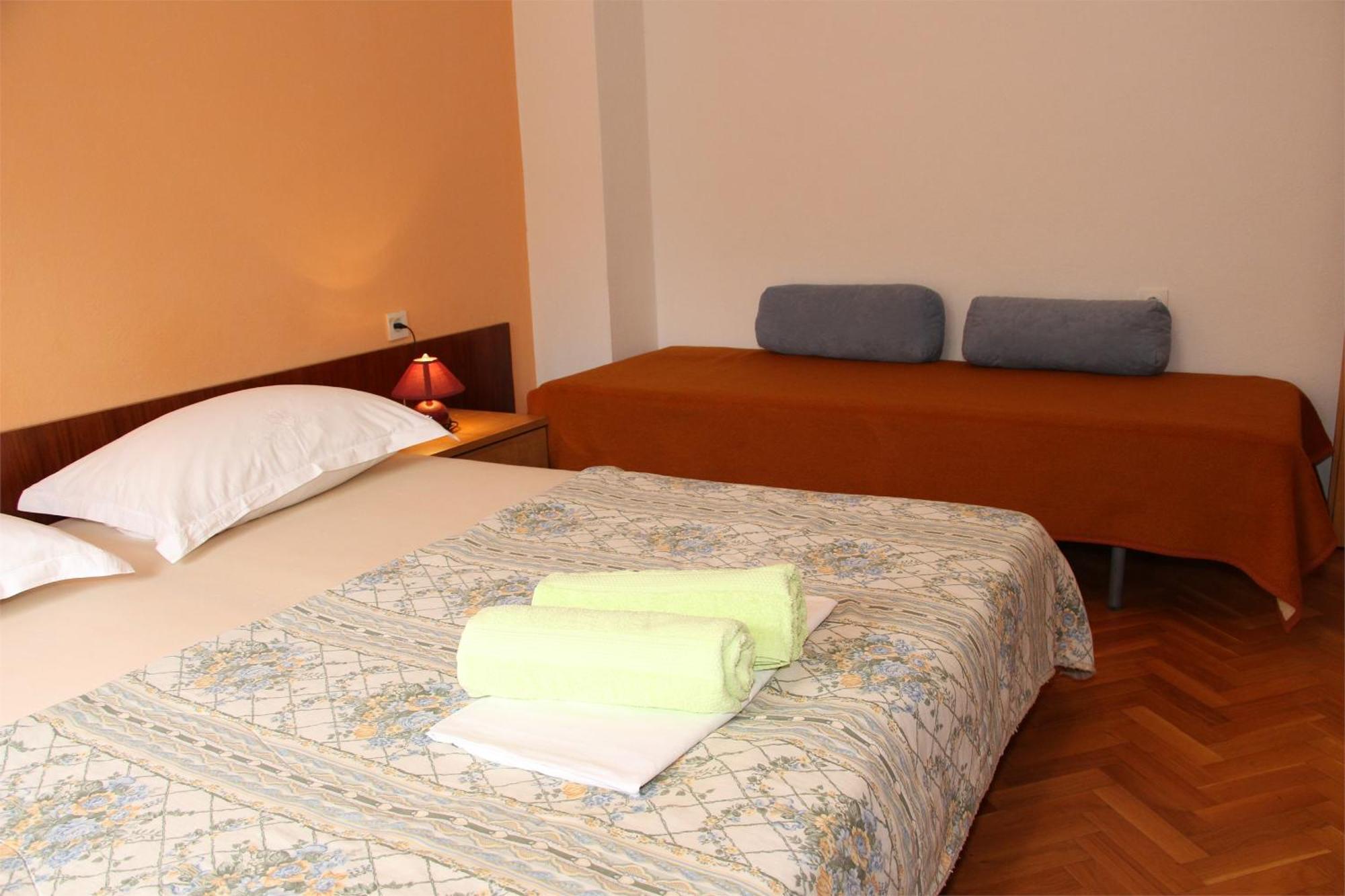 Mirjana F Apartaments Башка Экстерьер фото