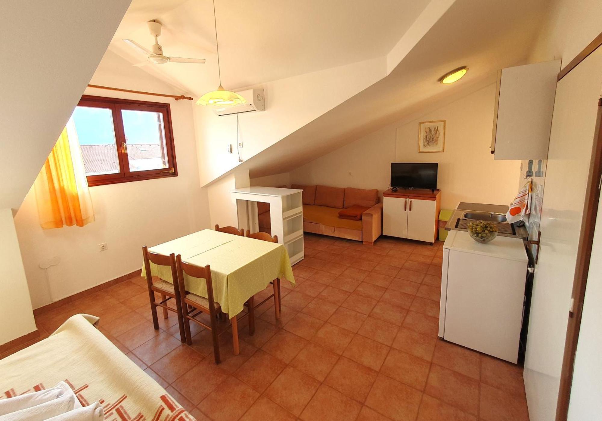 Mirjana F Apartaments Башка Номер фото